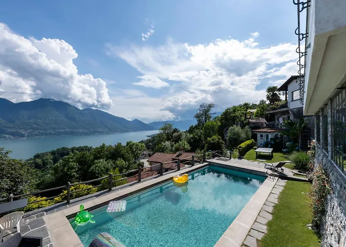 Casa-castagna Pianterreno 아파트